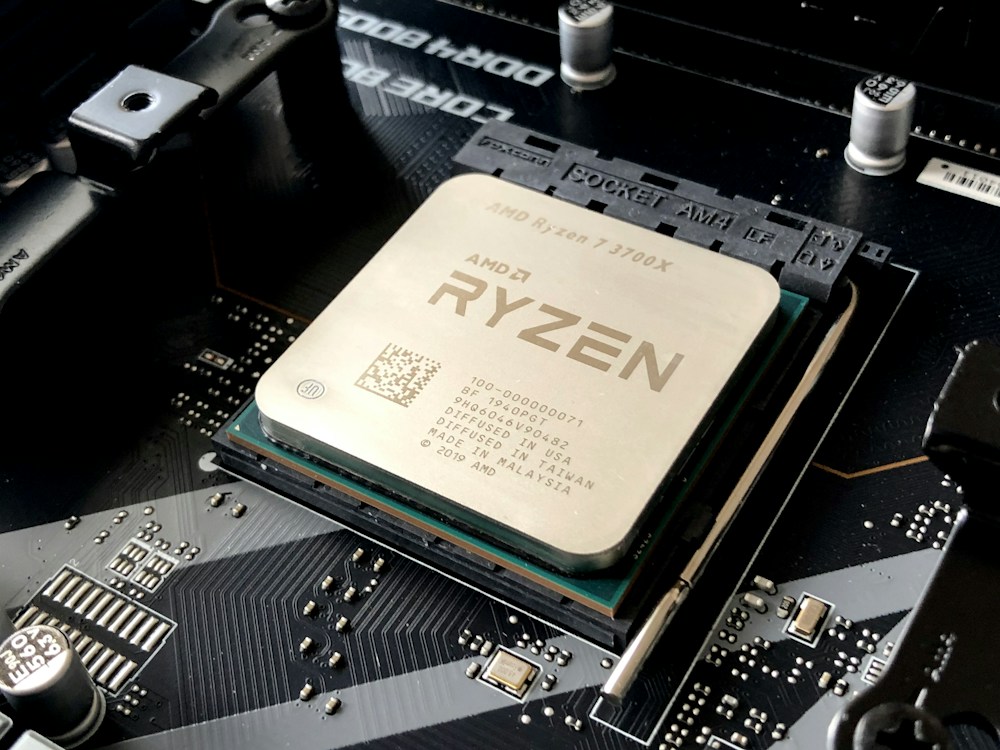 CPU, GPU & Motherboards